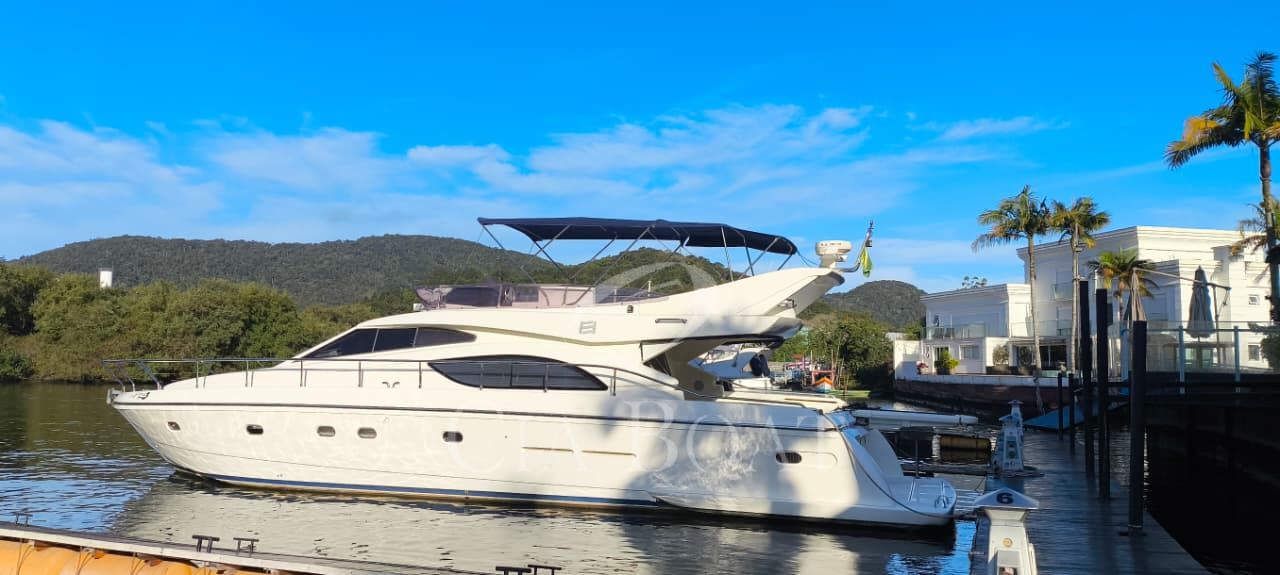 Ferretti 55